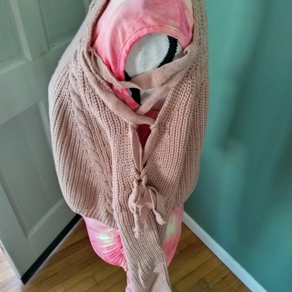 New Sz S/M cable knit turtle neck crop crisscross sleeves cold shoulder sweater - Picture 5 of 14